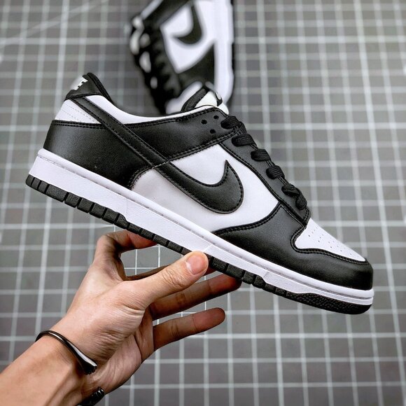 Nike SB Dunk low-top casual fashion sneakers - Picture 2 of 9